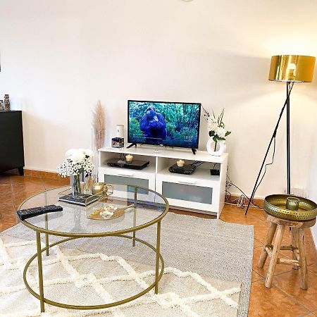 Luxueux Appartement Evry Centre - Parking - Rer A 10 Min Courcouronnes المظهر الخارجي الصورة