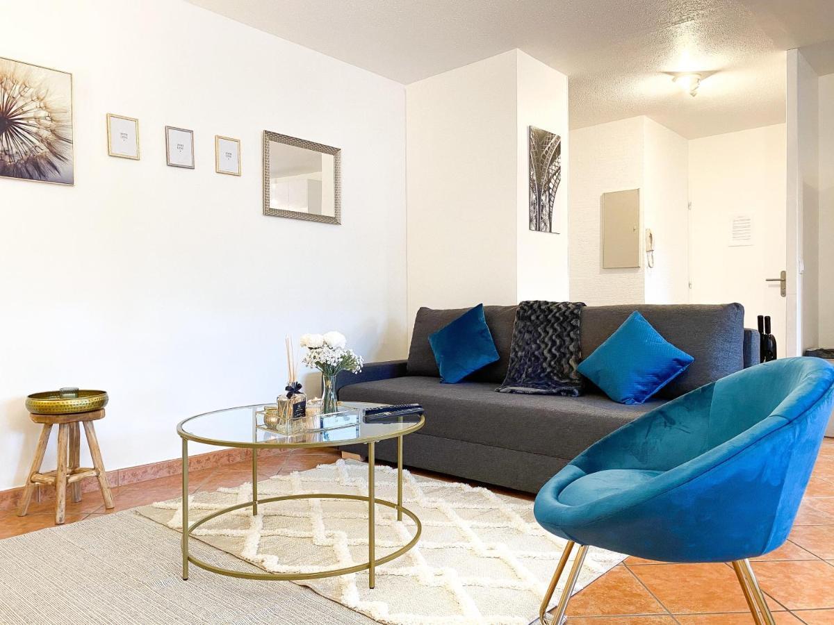 Luxueux Appartement Evry Centre - Parking - Rer A 10 Min Courcouronnes المظهر الخارجي الصورة