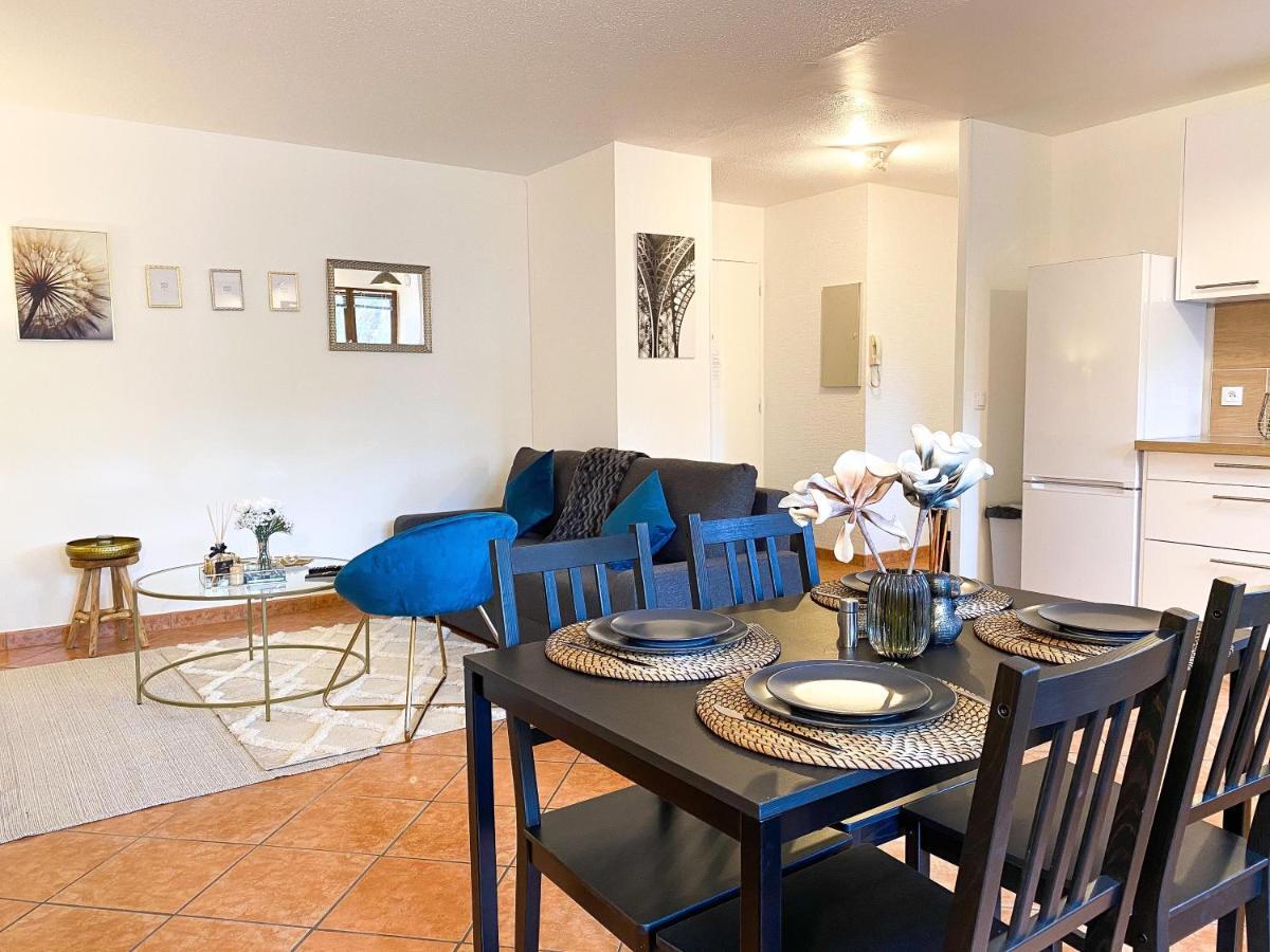 Luxueux Appartement Evry Centre - Parking - Rer A 10 Min Courcouronnes المظهر الخارجي الصورة