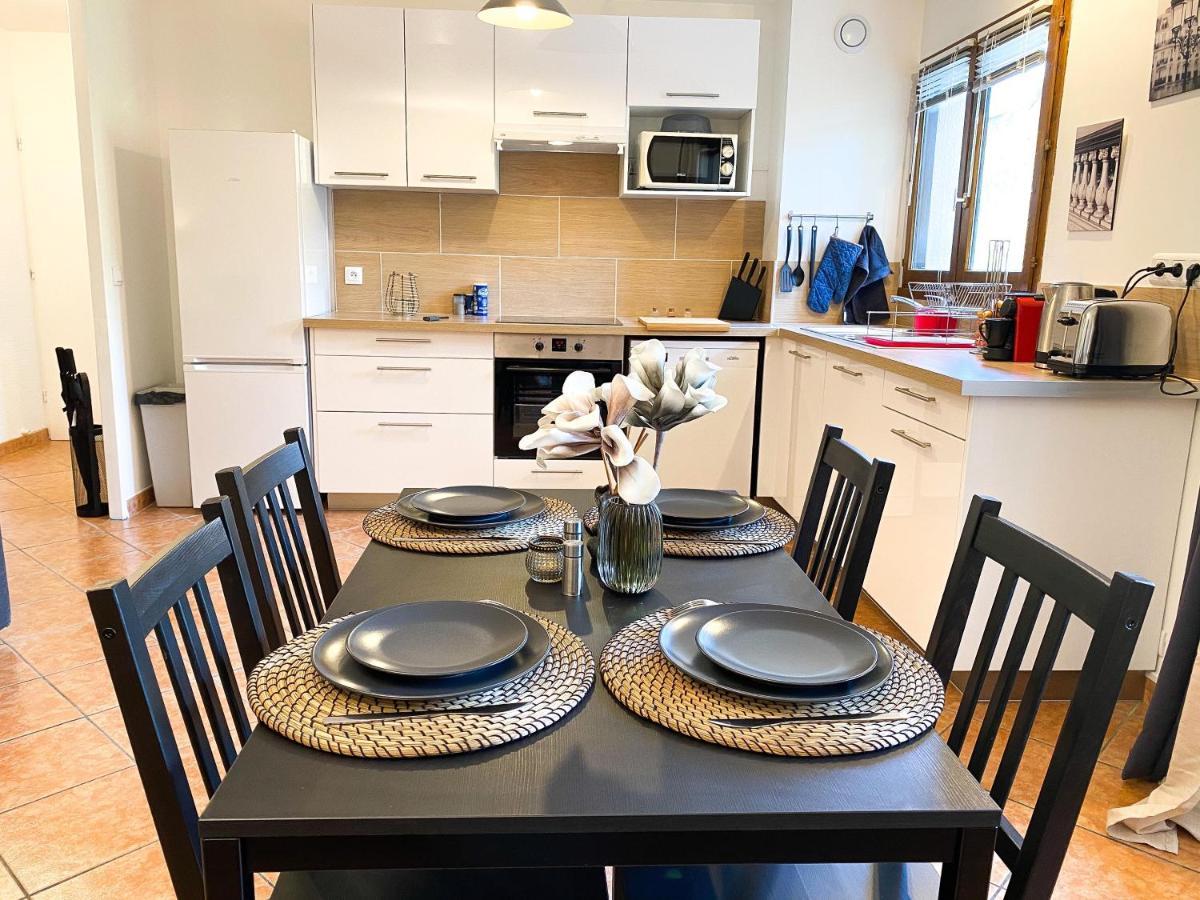 Luxueux Appartement Evry Centre - Parking - Rer A 10 Min Courcouronnes المظهر الخارجي الصورة