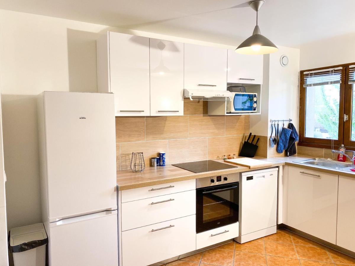 Luxueux Appartement Evry Centre - Parking - Rer A 10 Min Courcouronnes المظهر الخارجي الصورة
