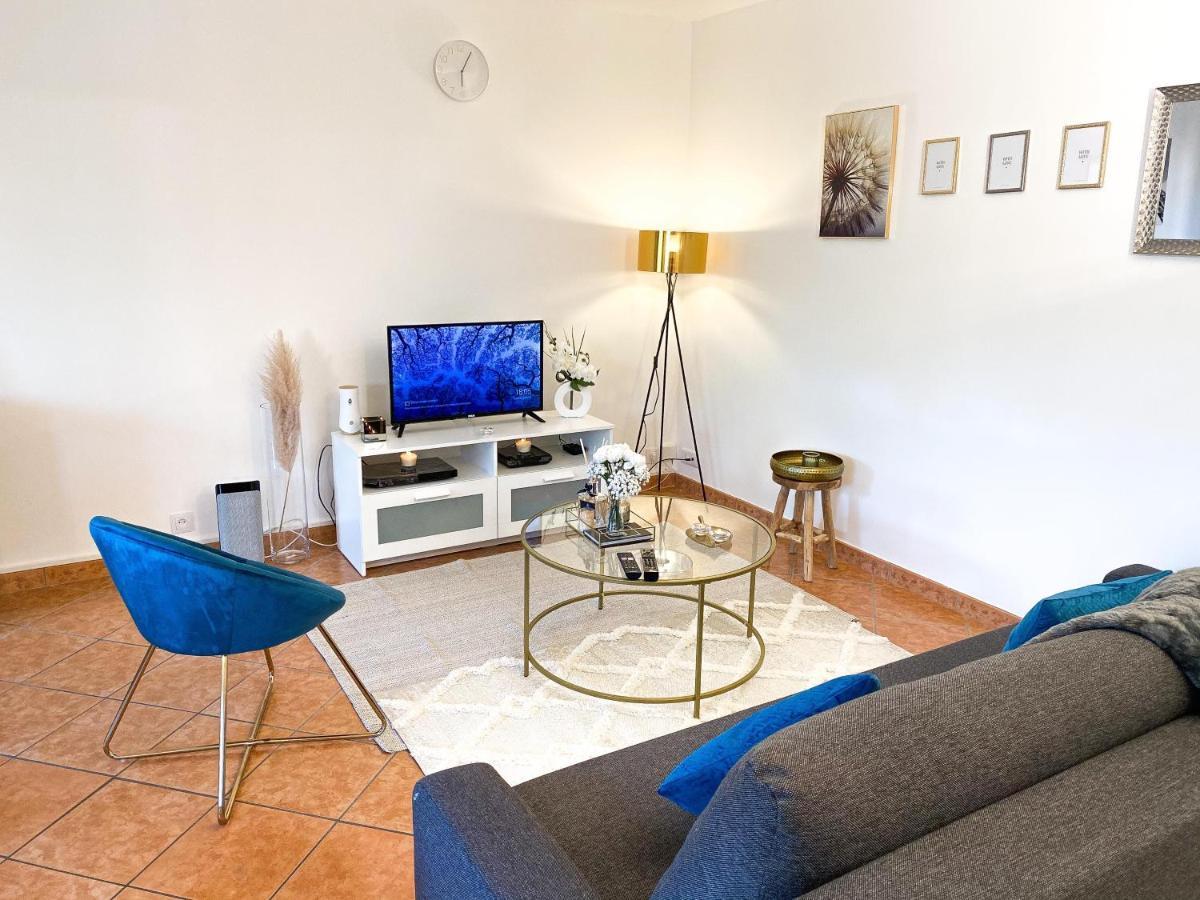 Luxueux Appartement Evry Centre - Parking - Rer A 10 Min Courcouronnes المظهر الخارجي الصورة